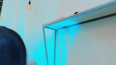 ZHAMIRA  ANDRES online show from November 17, 2025, 8:14 pm