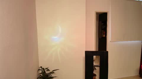 Zhara online show from November 13, 2025, 11:09 am