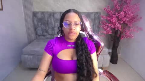 Zhara  online show from September 18, 2025, 4:14 am