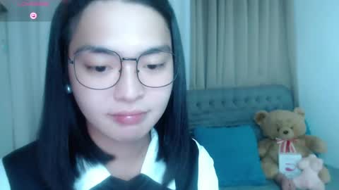 im your lovely zhaviabigcock here online show from June 17, 2026, 11:23 am