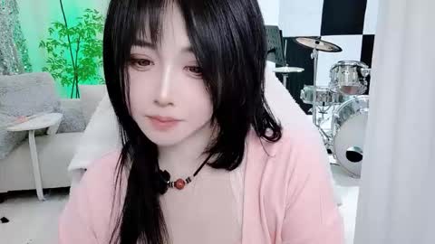 zhen online show from December 19, 2025, 5:14 am