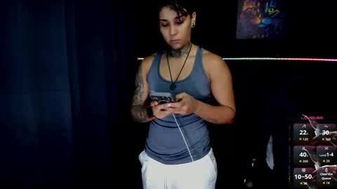 Snapshot of zhoestrong chatting on October 30, 2025, 12:12 am zhoestrong online show from October 30, 2025, 12:12 am