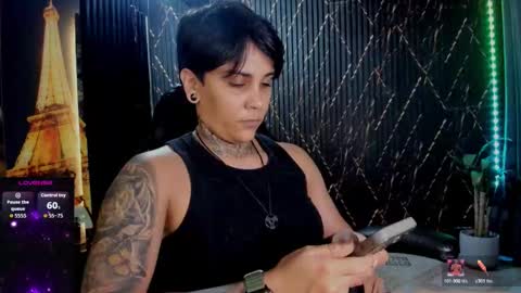 Snapshot of zhoestrong chatting on January 19, 2026, 2:37 am zhoestrong online show from January 19, 2026, 2:37 am