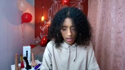 Zia Green online show from February 18, 2025, 12:06 pm