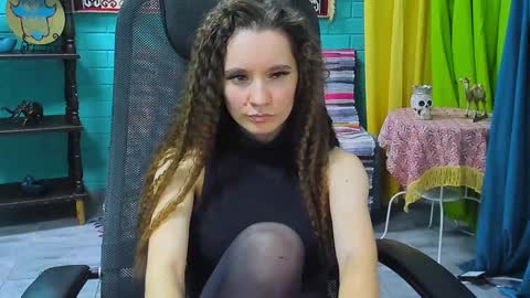 zianichols online show from January 23, 2025, 3:22 pm