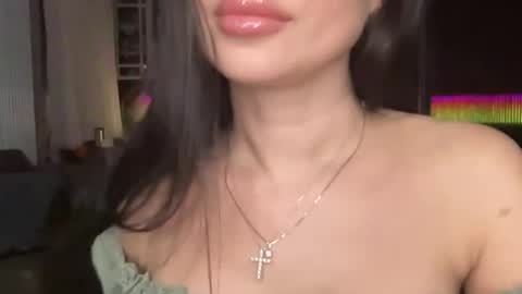 Nensi online show from November 25, 2025, 11:16 pm