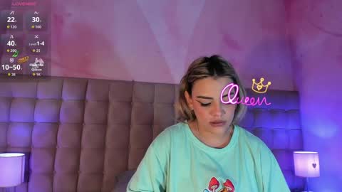 zihaadams_ online show from April 5, 2026, 7:33 pm