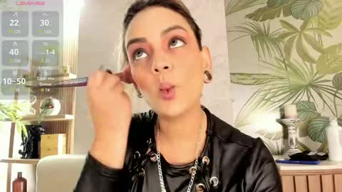 zihaadams_ online show from April 25, 2026, 7:55 pm