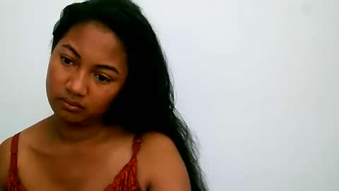 Snapshot of zina479102 chatting on May 18, 2026, 7:14 am elly online show from May 18, 2026, 7:14 am