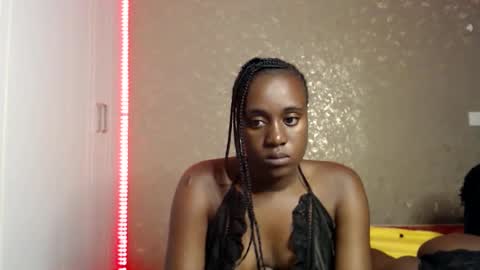 Zinadine online show from March 19, 2026, 4:38 am