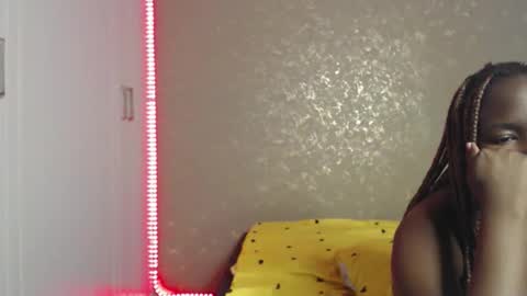 Zinadine online show from March 21, 2026, 7:13 am