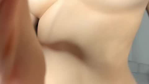 zirael_swan online show from June 2, 2026, 4:14 am