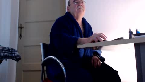 stefano online show from October 7, 2025, 8:11 am