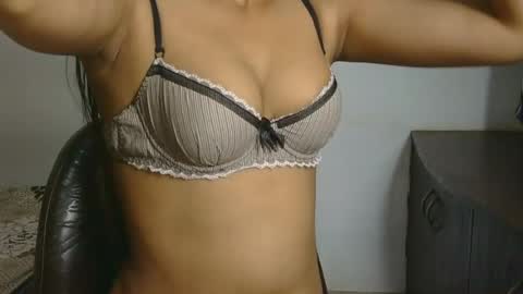 Snapshot of ziyaa_1 chatting on July 27, 2026, 3:35 am Ziyaa online show from July 27, 2026, 3:35 am