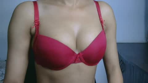 Snapshot of ziyaa_1 chatting on August 2, 2026, 4:00 am Ziyaa online show from August 2, 2026, 4:00 am