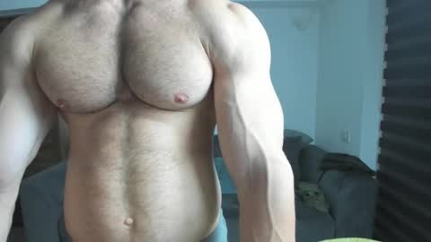 Snapshot of zkk123 chatting on September 20, 2025, 7:37 pm Zack Blitz online show from September 20, 2025, 7:37 pm