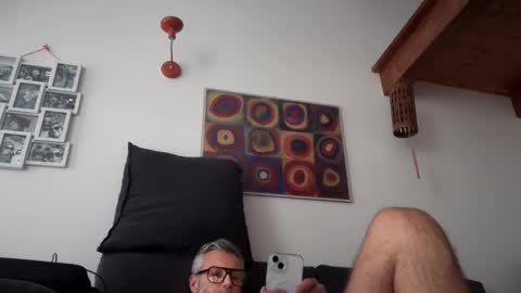 zkopa69 online show from October 10, 2025, 2:16 pm