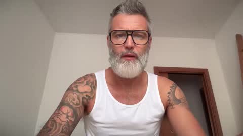 zkopa69 online show from October 18, 2025, 7:31 am