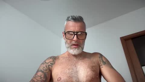 zkopa69 online show from October 24, 2025, 2:57 pm