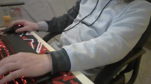 Snapshot of zkraston11 chatting on March 3, 2025, 2:15 am zkraston11 online show from March 3, 2025, 2:15 am