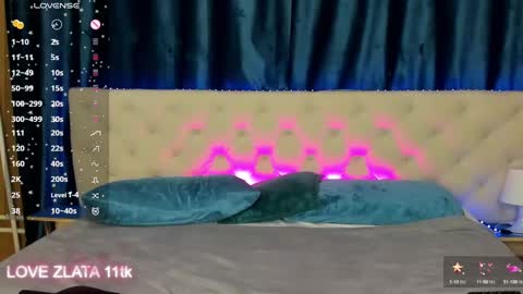 Snapshot of zlata__fox chatting on January 16, 2025, 6:06 pm Zlata  Mon Tue Thu Fri Sun Sa GMT 3 0000pm - 0600pm  online show from January 16, 2025, 6:06 pm