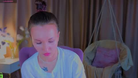 Snapshot of zlata__fox chatting on October 2, 2025, 4:36 pm Zlata  Mon Tue Thu Fri Sun Sa GMT 3 0000pm - 0600pm  online show from October 2, 2025, 4:36 pm