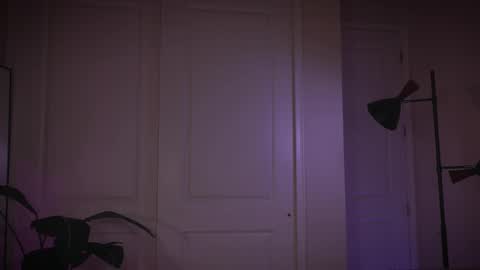 Snapshot of zlicious chatting on February 16, 2026, 10:17 pm Zara Join next live at 5PM EST online show from February 16, 2026, 10:17 pm