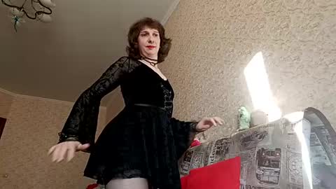 Snapshot of zluchka_ chatting on June 4, 2026, 2:56 pm zluchka online show from June 4, 2026, 2:56 pm