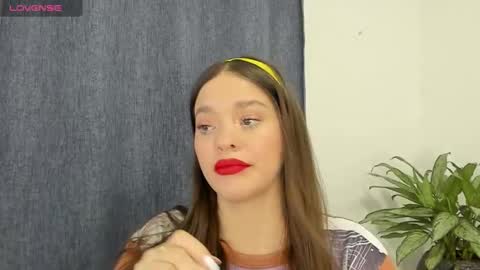 ZOE online show from February 6, 2025, 4:42 am