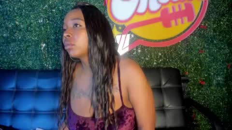   online show from September 26, 2025, 1:37 pm