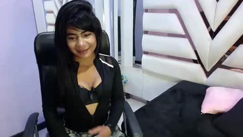 Zoe Browns online show from October 17, 2025, 2:37 am