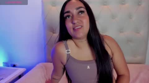 Snapshot of zoe_cb1 chatting on September 17, 2025, 3:35 pm zoe_cb1 online show from September 17, 2025, 3:35 pm