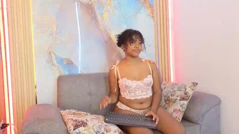 Zoe Grence online show from September 28, 2025, 4:01 pm