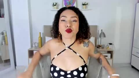 Zoe Gruber online show from May 30, 2026, 12:08 am