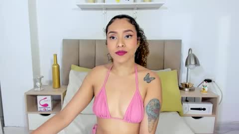 Zoe Gruber online show from June 7, 2026, 12:04 am