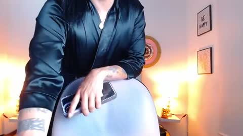 zoe_hecate online show from May 15, 2026, 11:56 pm