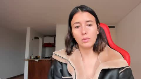 ZOE online show from February 17, 2025, 10:14 pm