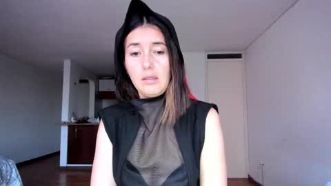 ZOE online show from February 25, 2025, 12:14 am