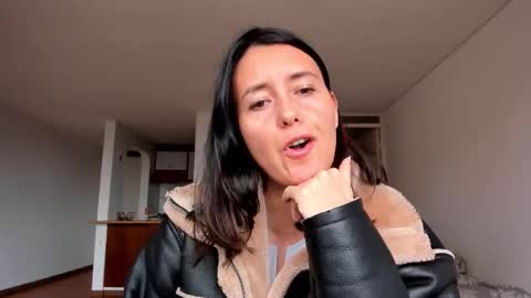 Snapshot of zoe_jeane_beker chatting on September 20, 2025, 7:48 pm ZOE online show from September 20, 2025, 7:48 pm