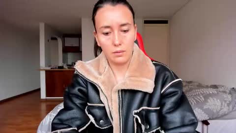 Snapshot of zoe_jeane_beker chatting on September 27, 2025, 9:20 pm ZOE online show from September 27, 2025, 9:20 pm