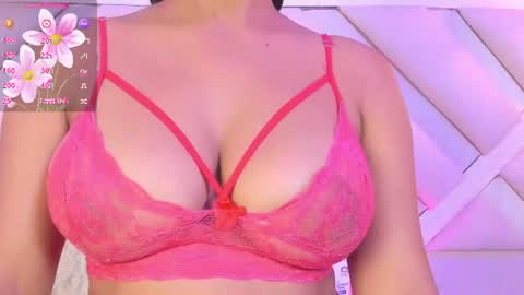 Snapshot of zoe_johnsonn1 chatting on August 1, 2026, 4:56 am Zoey online show from August 1, 2026, 4:56 am