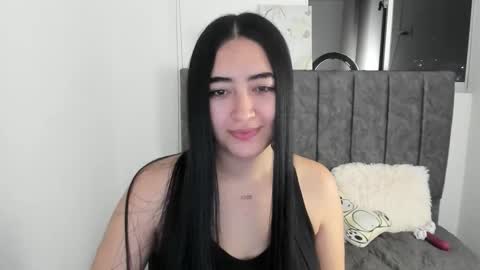 Snapshot of zoe_jones7 chatting on September 12, 2025, 4:12 am zoe_jones7 online show from September 12, 2025, 4:12 am