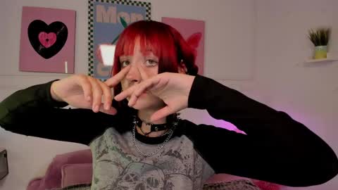 Zoe Lynch online show from May 5, 2026, 12:02 pm