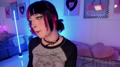 Zoe Lynch online show from August 6, 2026, 12:18 pm