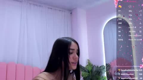 Zoe online show from February 10, 2025, 5:09 pm