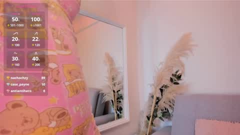Snapshot of zoe_roux210949 chatting on December 28, 2024, 1:49 pm Zoe online show from December 28, 2024, 1:49 pm