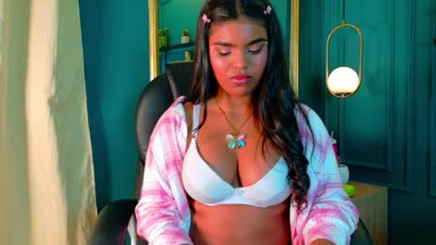 Zoe online show from April 28, 2026, 3:55 am