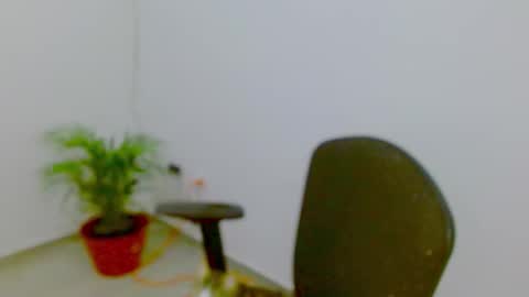 ZOE online show from December 22, 2025, 1:24 am