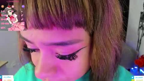 zoe_sullivan_ online show from October 25, 2025, 9:17 am