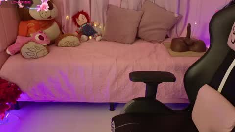 Snapshot of zoe_sullivan_ chatting on July 6, 2026, 9:17 am zoe_sullivan_ online show from July 6, 2026, 9:17 am